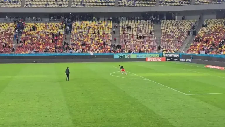 Musi s-a antrenat singur dupa meciul cu CFR Cluj.mp4